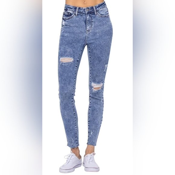 Judy Blue Denim - Judy Blue Skinny Jeans EUC Size 7 - 28 Waist (Stretch To 30) Inseam 27